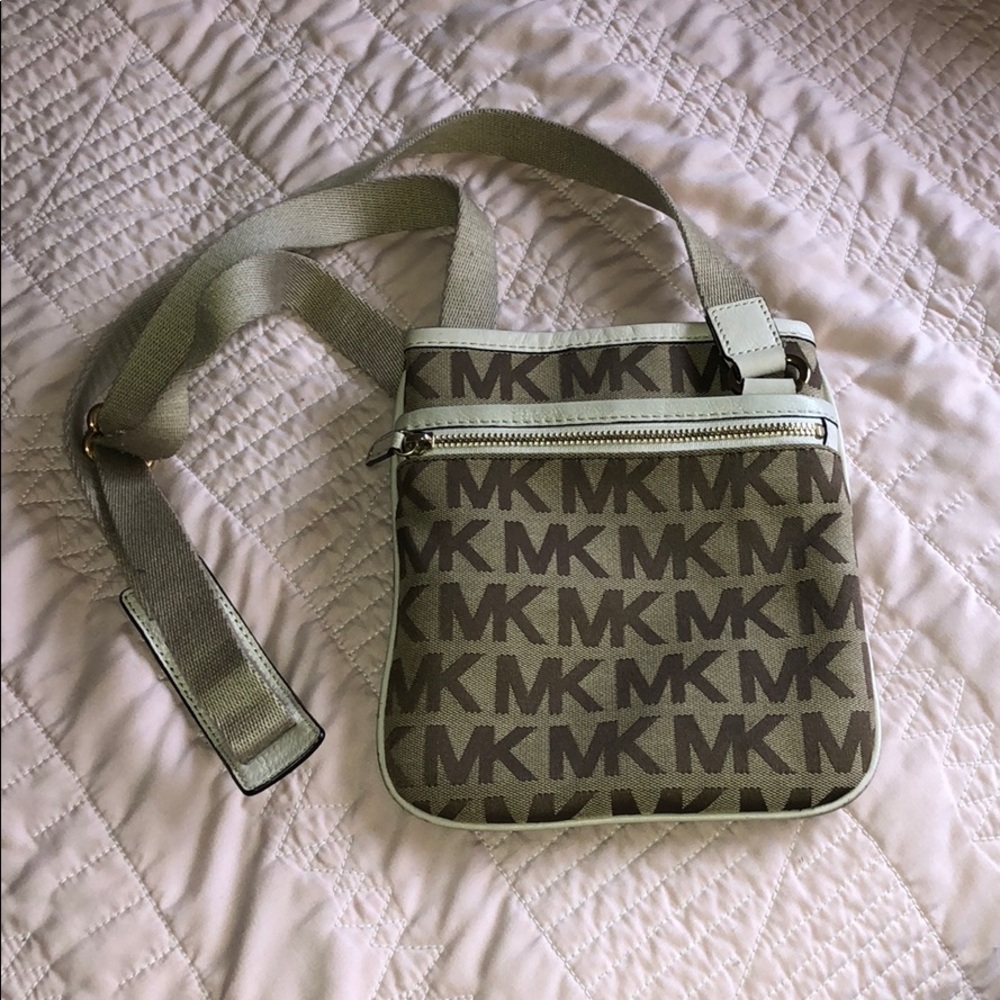 Michael Kors Crossbody Bag